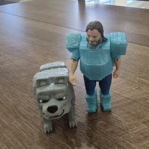 Mattel Minecraft Diamond Armor Steve & Dennis The Wolf Figure